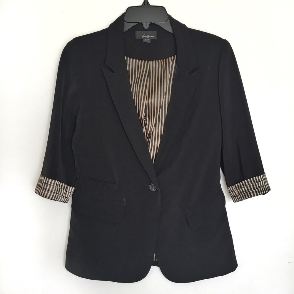 Forever 21 Black Blazer 3/4 Sleeves Gold Striped